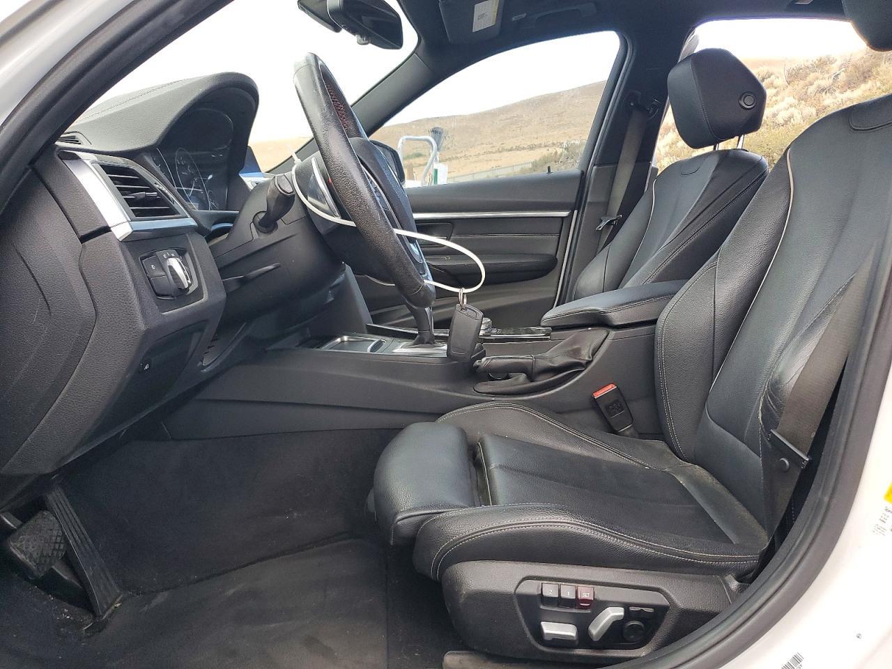 2018 BMW 330 I - zdjęcie 7