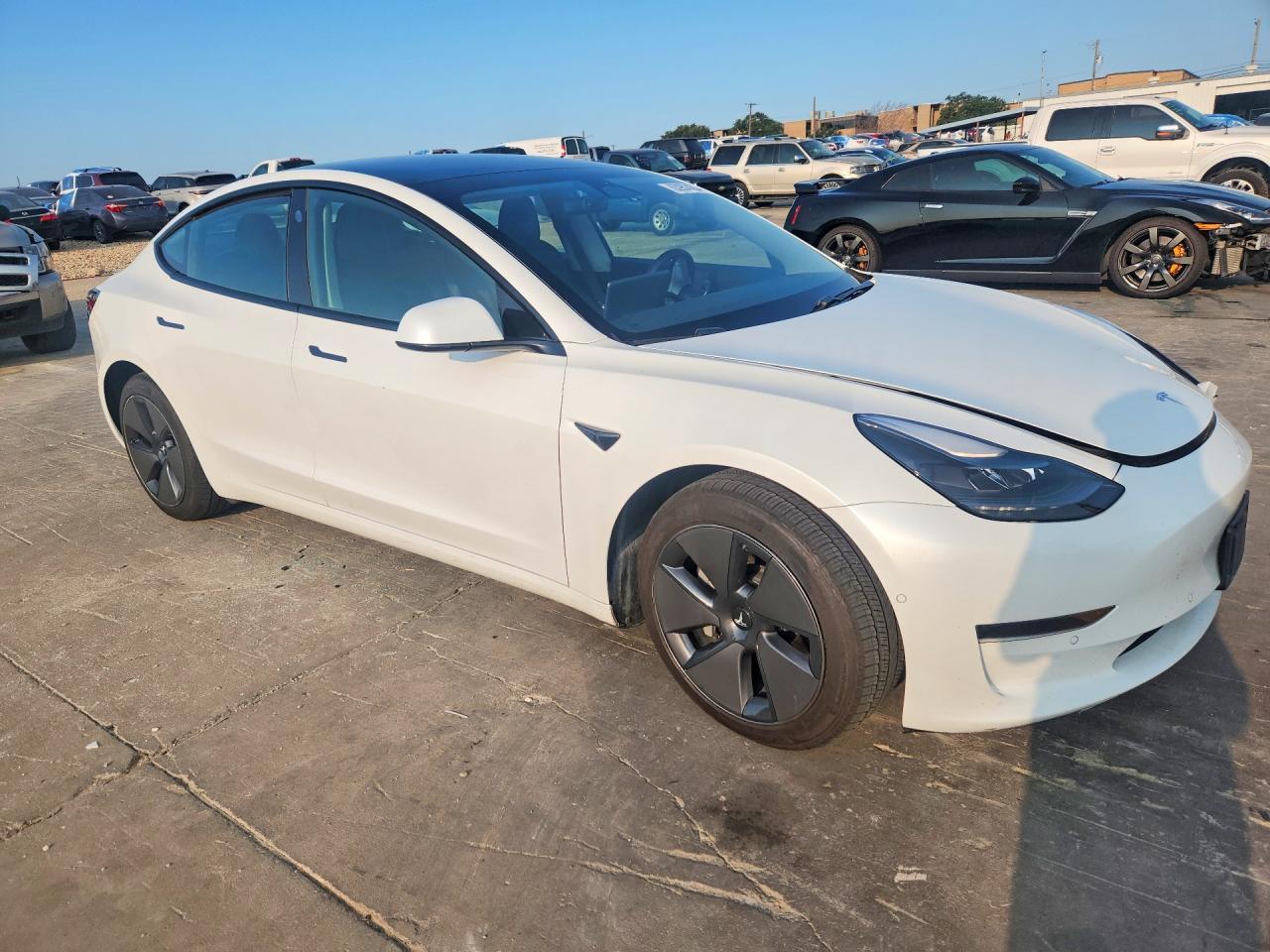 2021 Tesla Model 3 - zdjęcie 4