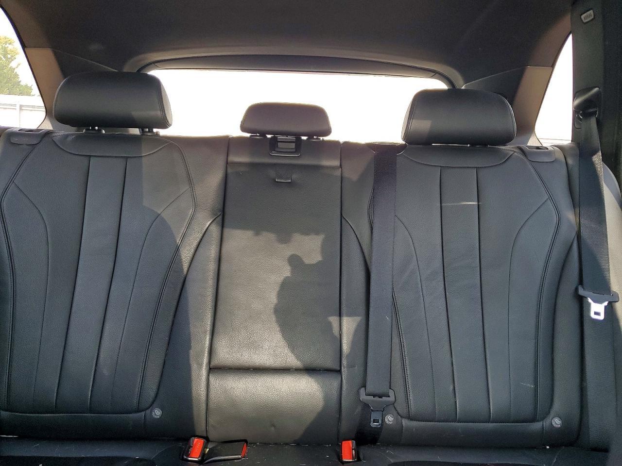 2016 BMW X5 xDrive35I - zdjęcie 10