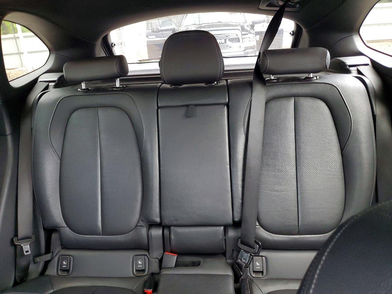 2016 BMW X1 xDrive28I - zdjęcie 10