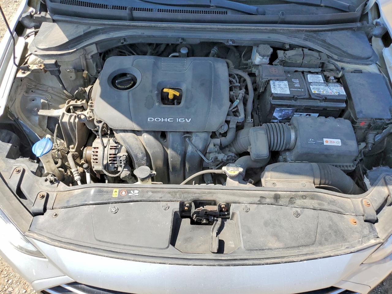 2018 Hyundai Elantra Se - zdjęcie 11