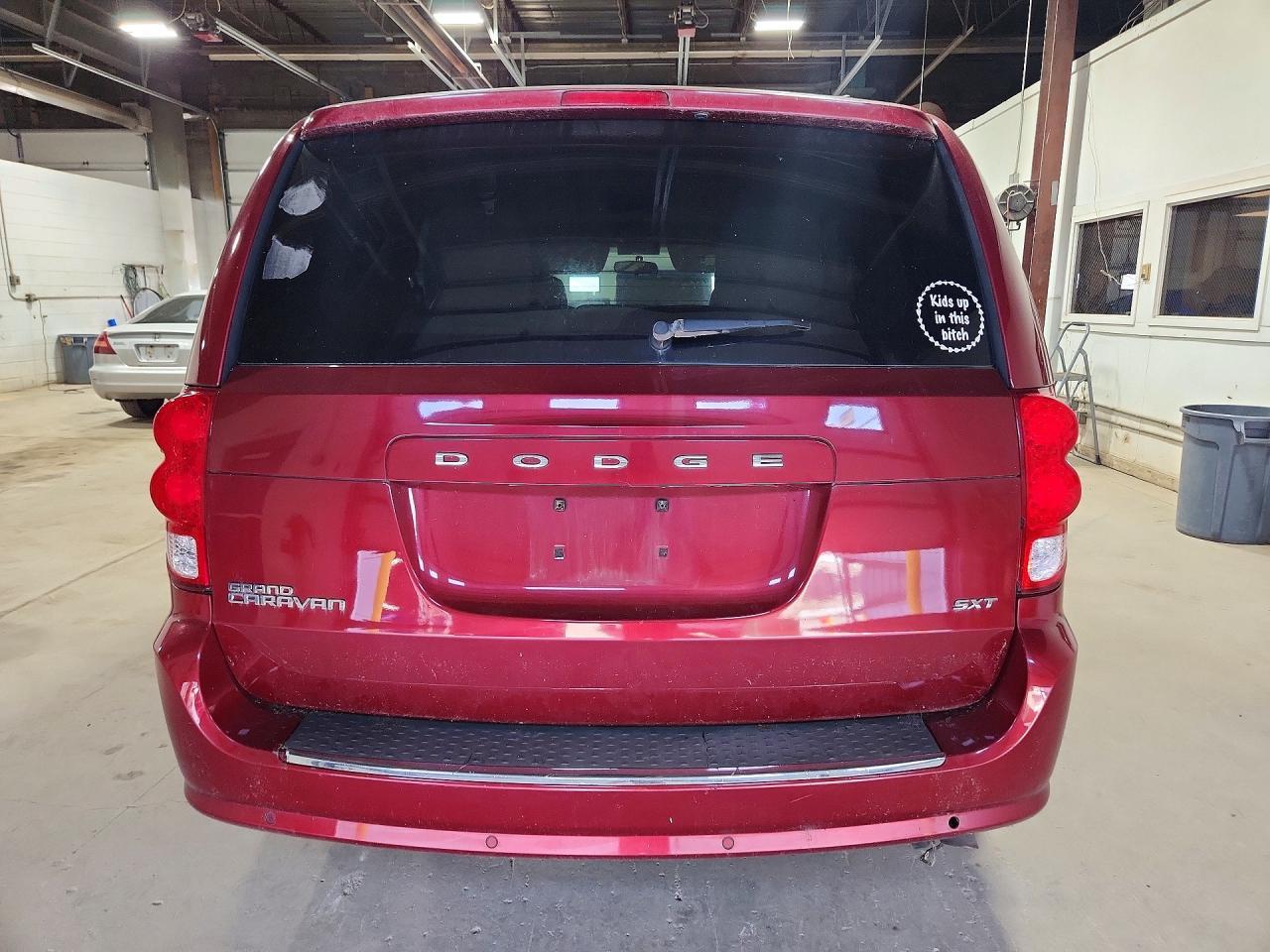 2014 Dodge Grand Caravan Sxt - zdjęcie 6
