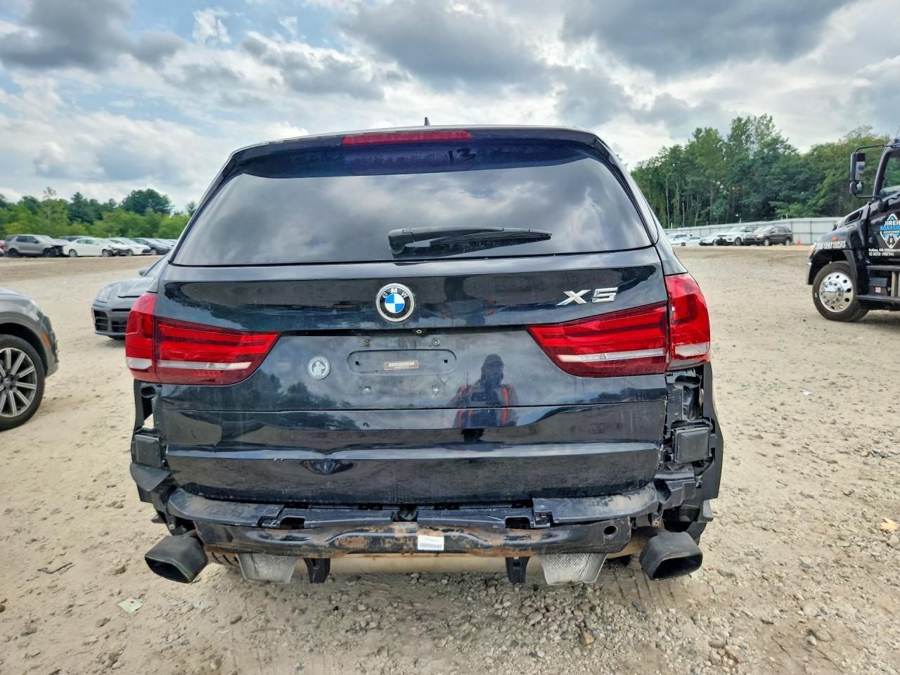 2015 BMW X5 xDrive50I - zdjęcie 6