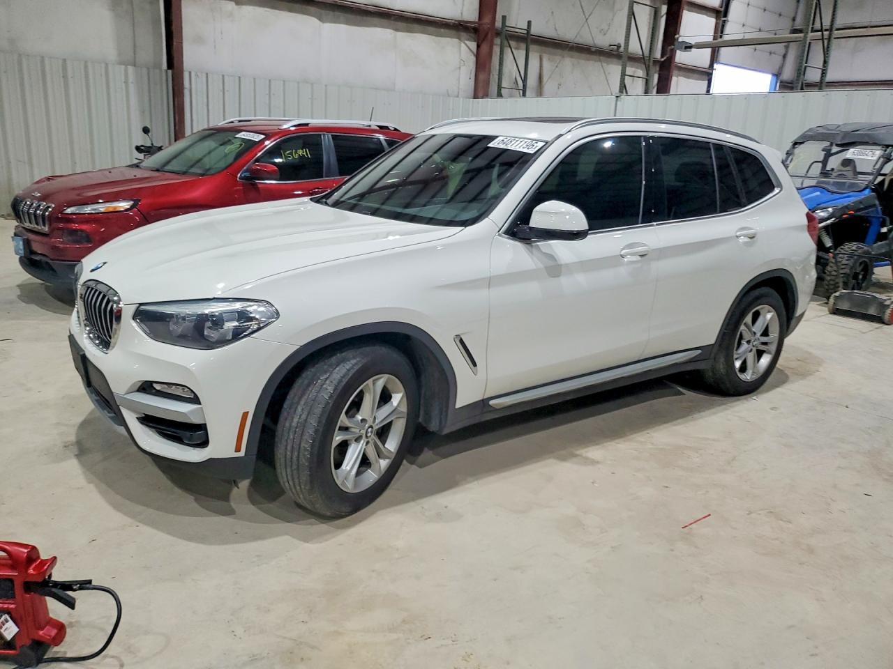 2018 BMW X3 xDrive30I - zdjęcie główne