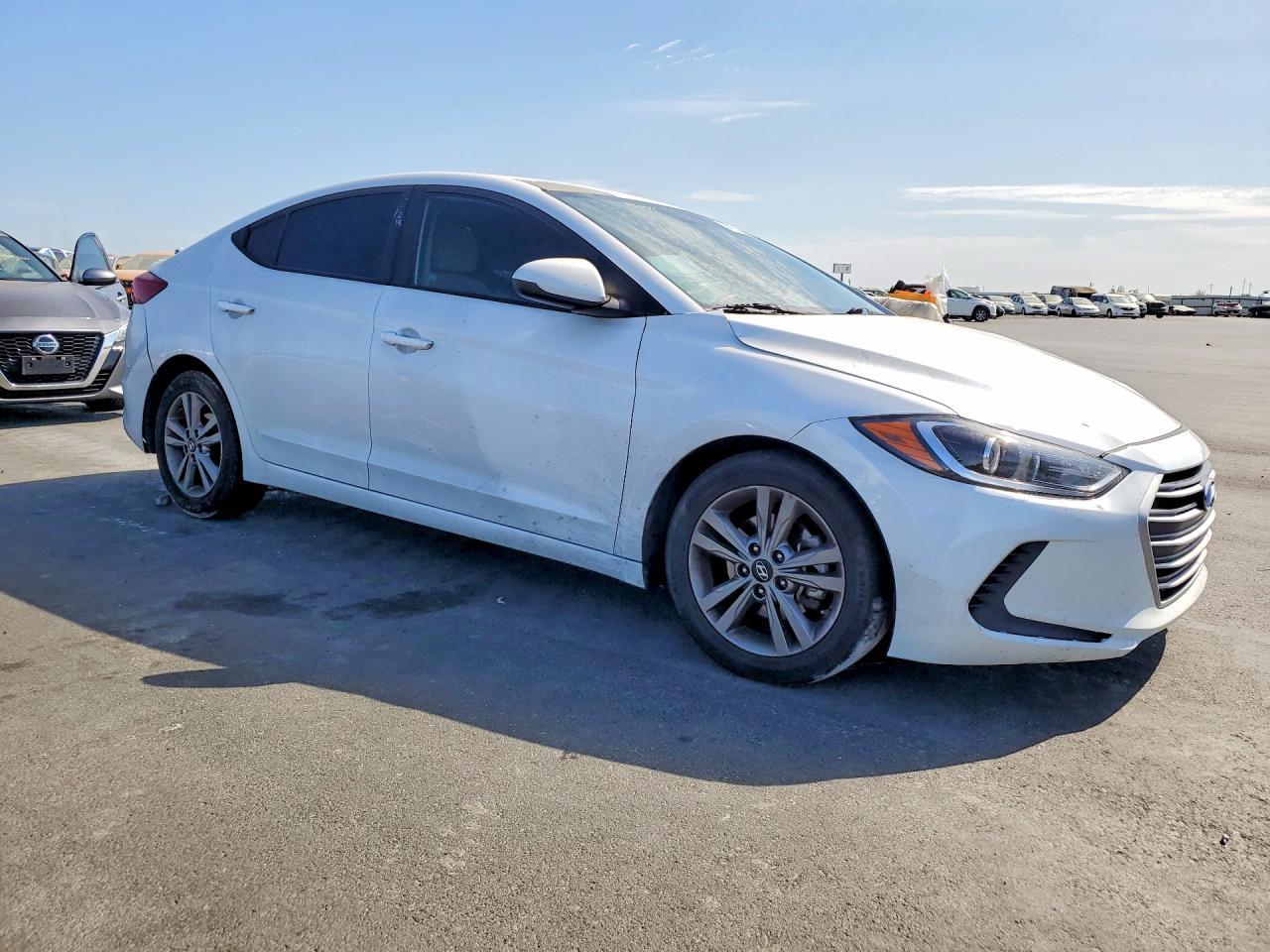 2018 Hyundai Elantra Sel - zdjęcie 4