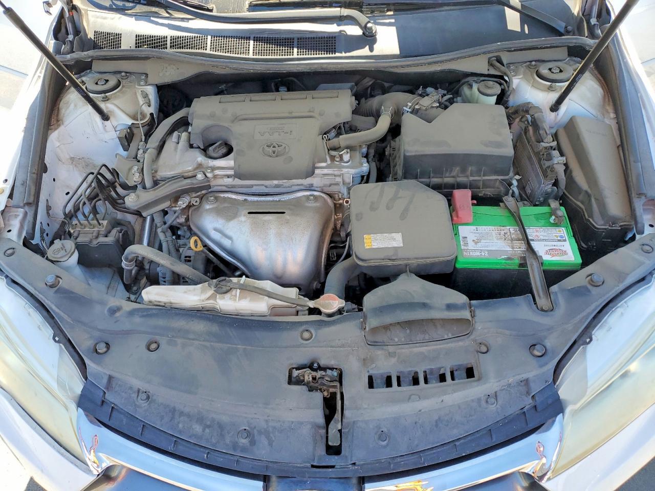2016 Toyota Camry Le - zdjęcie 11