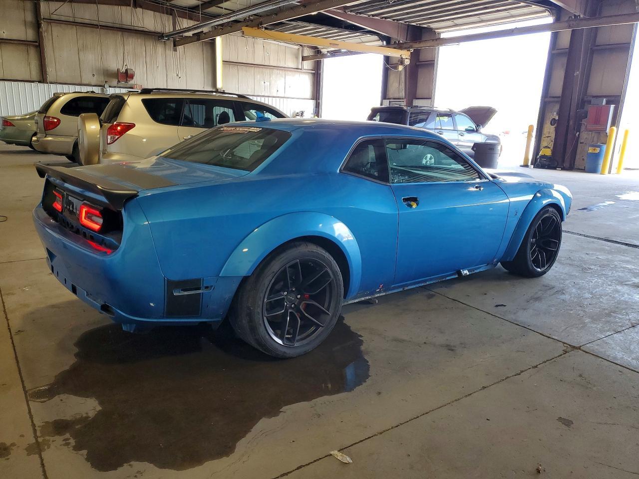 Dodge Challenger - zdjęcie 3