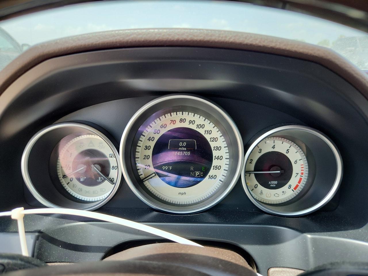 2014 Mercedes-Benz E 350 - zdjęcie 9