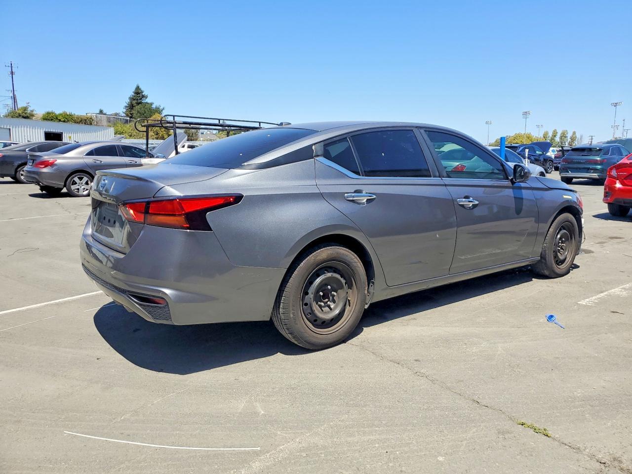 2020 Nissan Altima S - zdjęcie 3