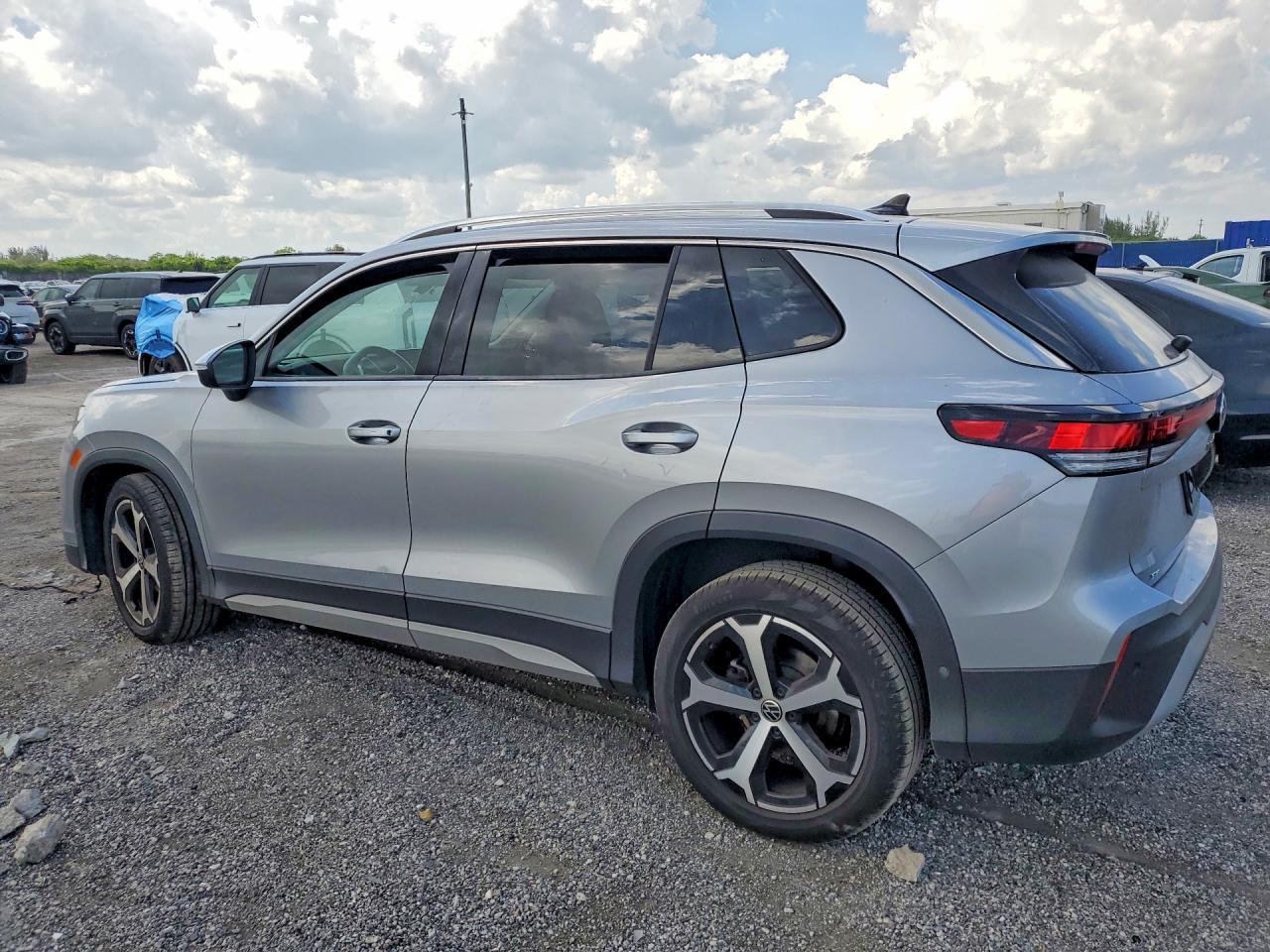 2026 Volkswagen Tiguan Se - zdjęcie 2