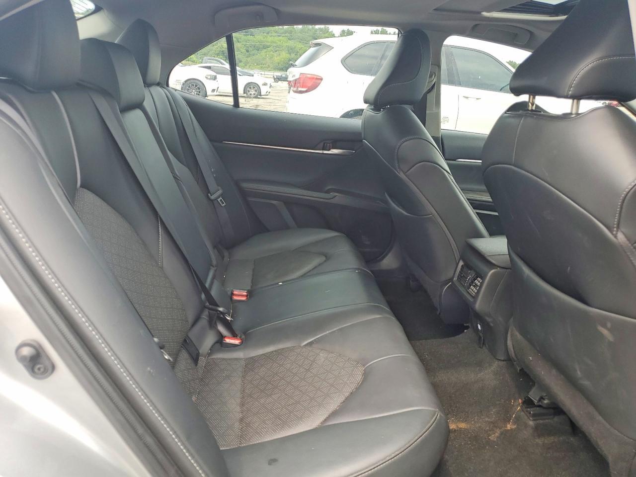 2024 Toyota Camry Xse - zdjęcie 10