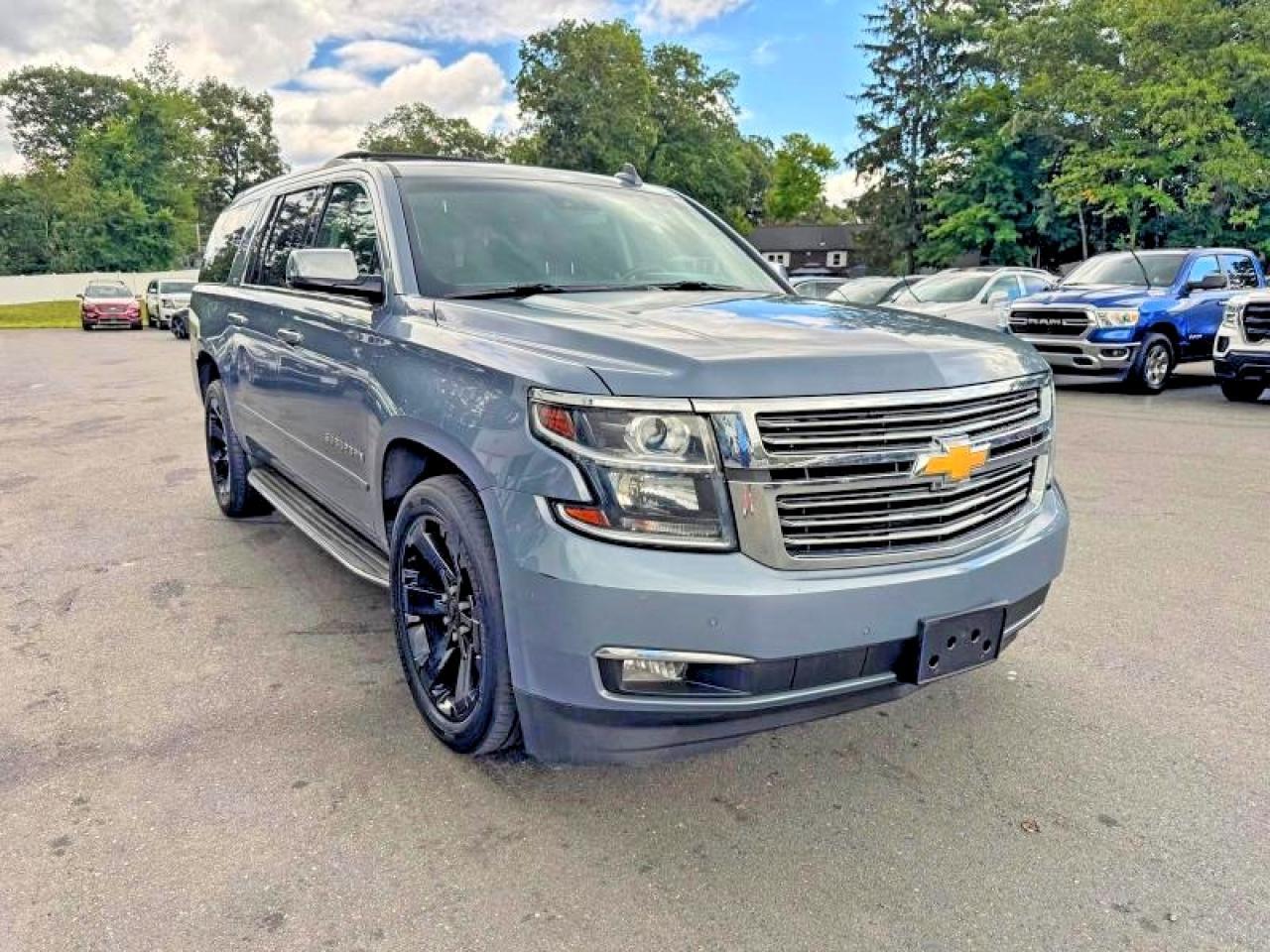 2016 Chevrolet Suburban K1500 Ltz - zdjęcie 4