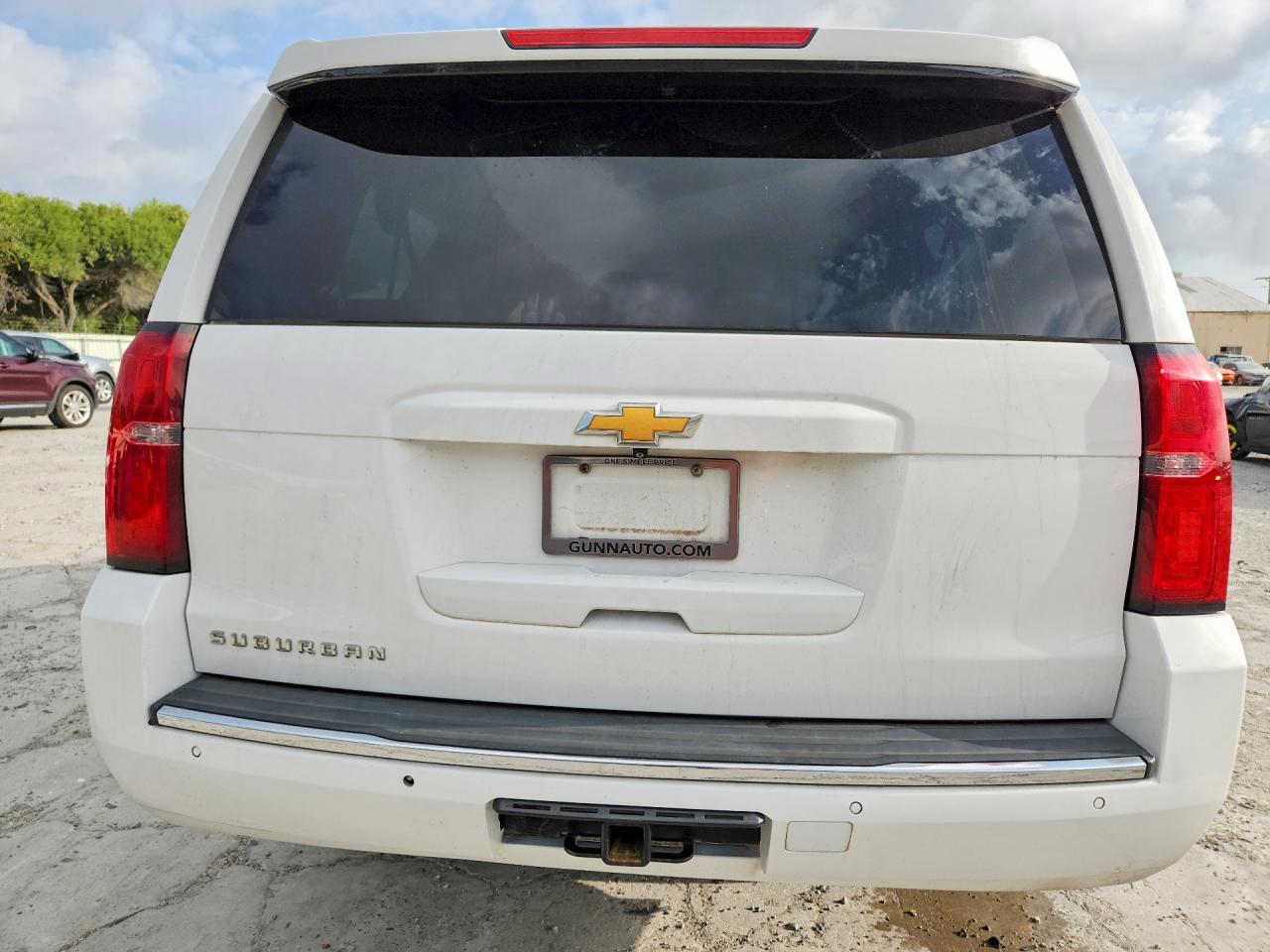 2015 Chevrolet Suburban K1500 Ltz - zdjęcie 6