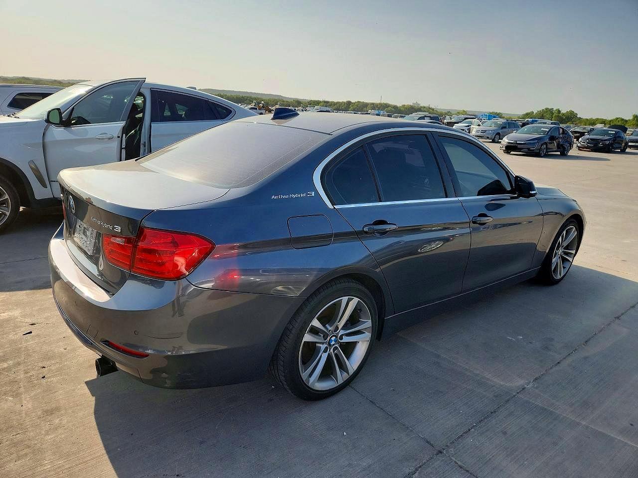 2013 BMW Activehybrid 3 - zdjęcie 3
