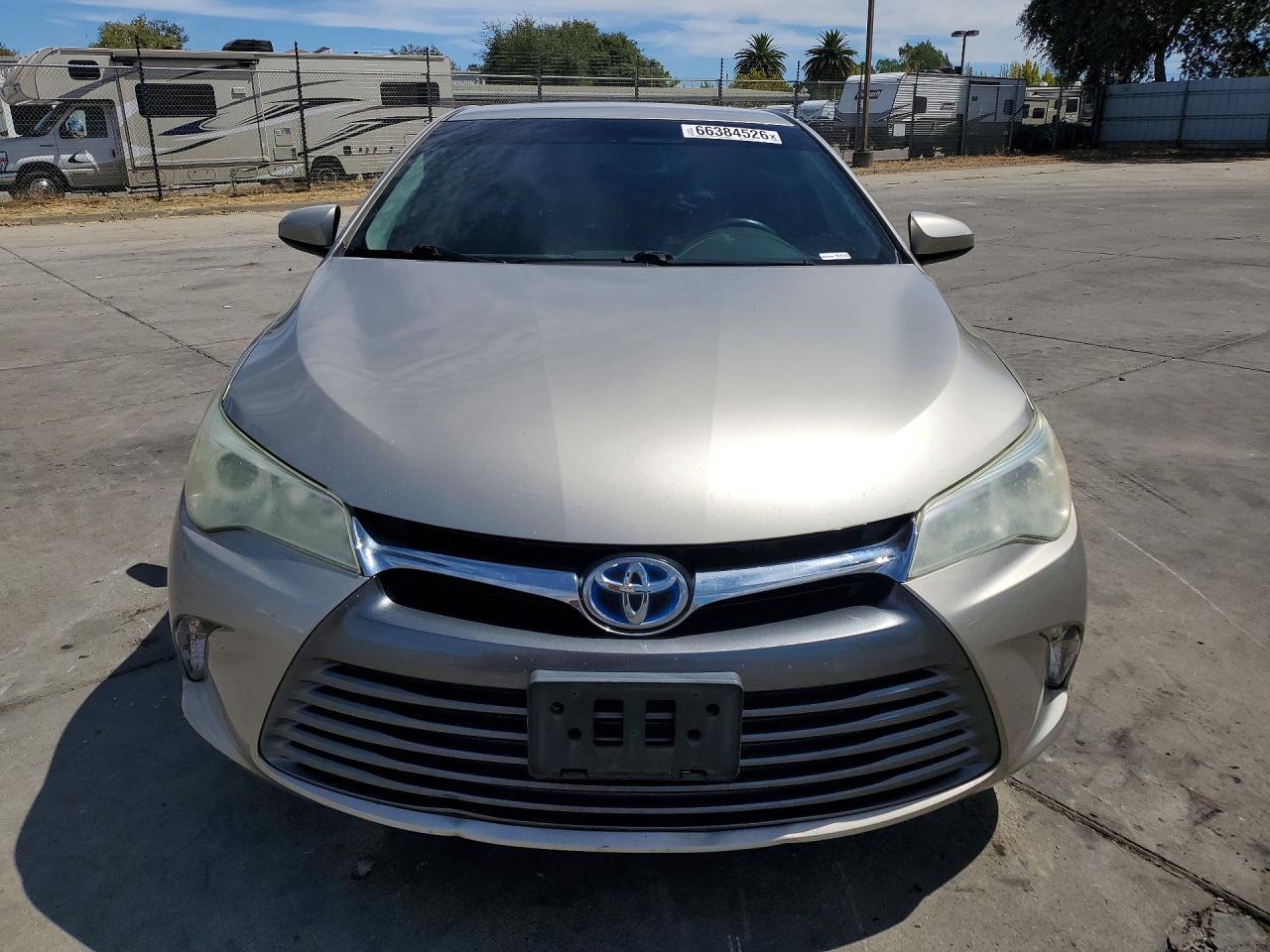 2017 Toyota Camry Hybrid Le - zdjęcie 5