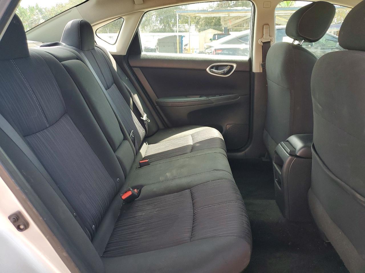 2017 Nissan Sentra Sv - zdjęcie 10