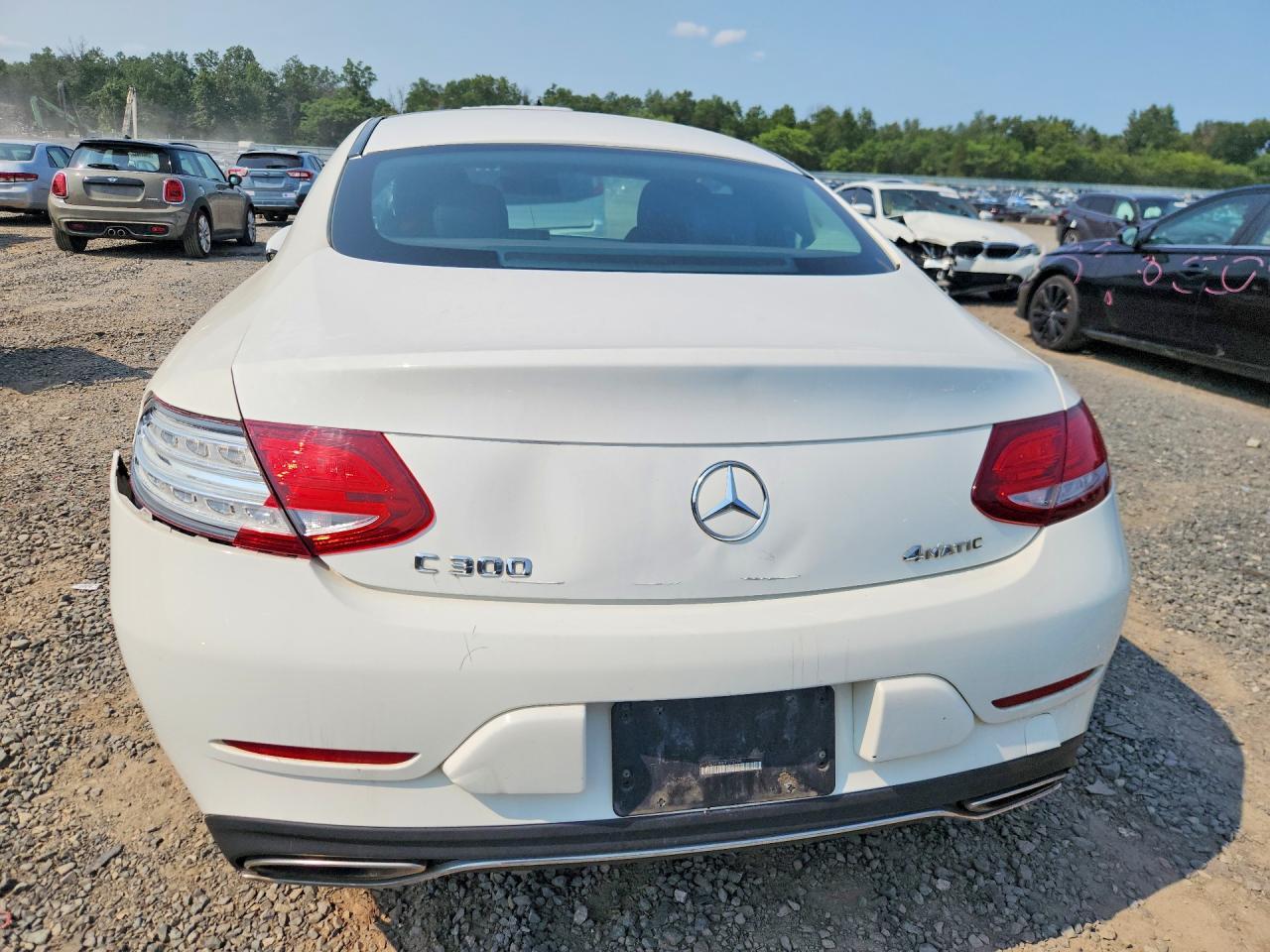 2017 Mercedes-Benz C 300 4Matic - zdjęcie 6