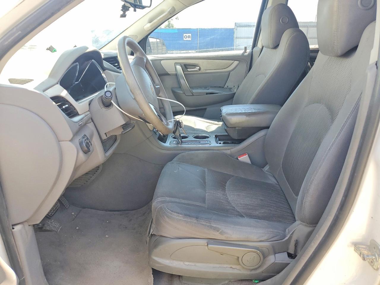 2014 Chevrolet Traverse Ls - zdjęcie 7