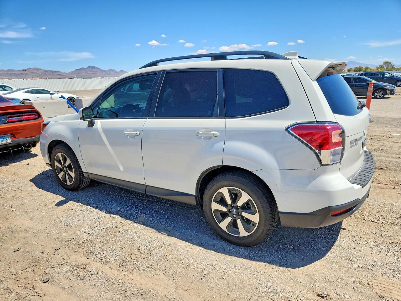 2017 Subaru Forester 2.5I Premium - zdjęcie 2