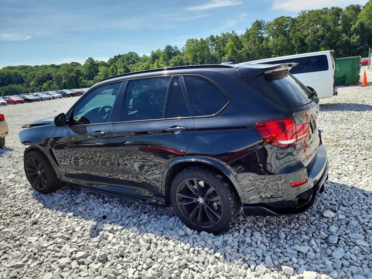 2017 BMW X5 xDrive50I - zdjęcie 2