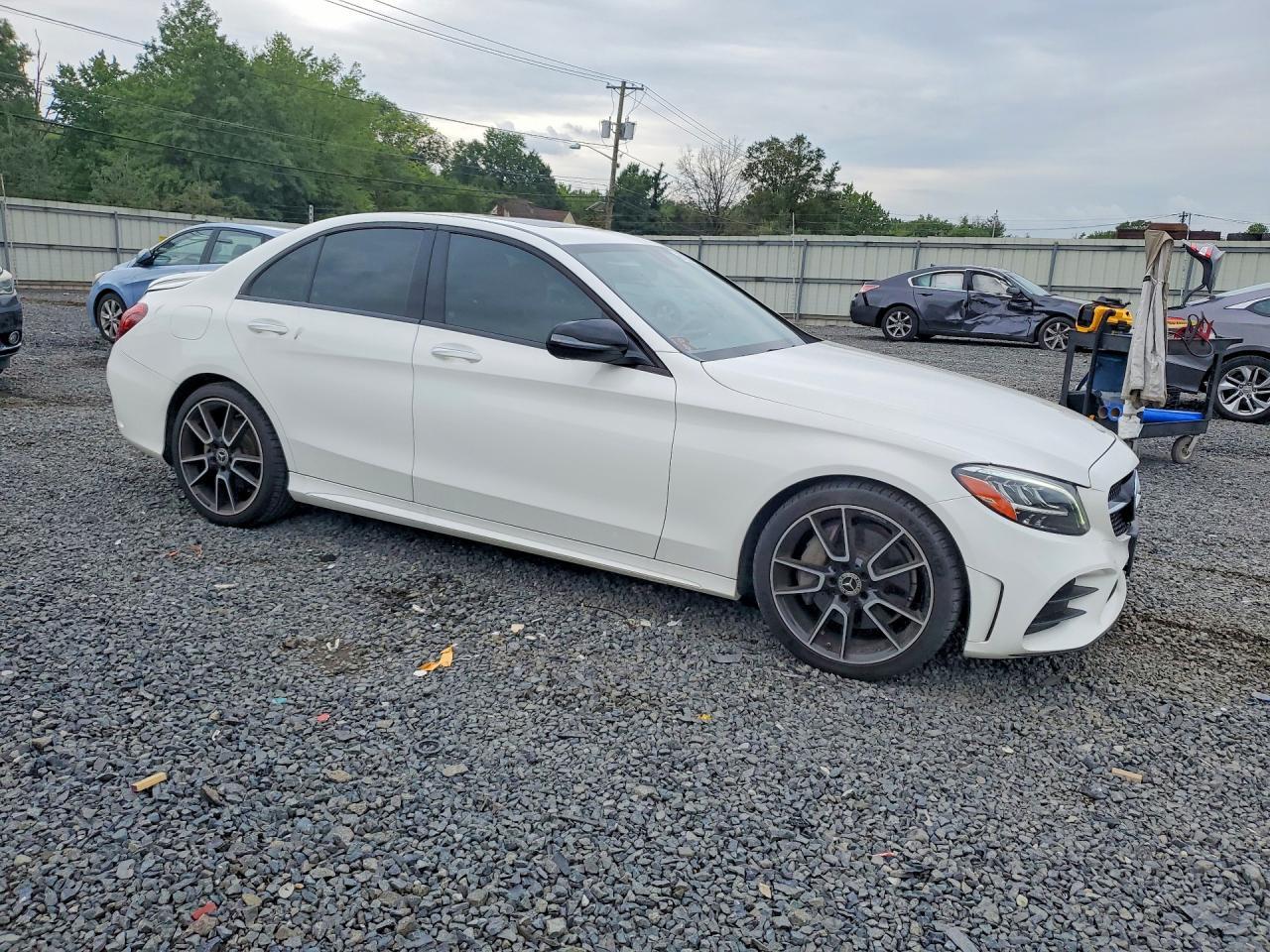 2020 Mercedes-Benz C 300 - zdjęcie 4