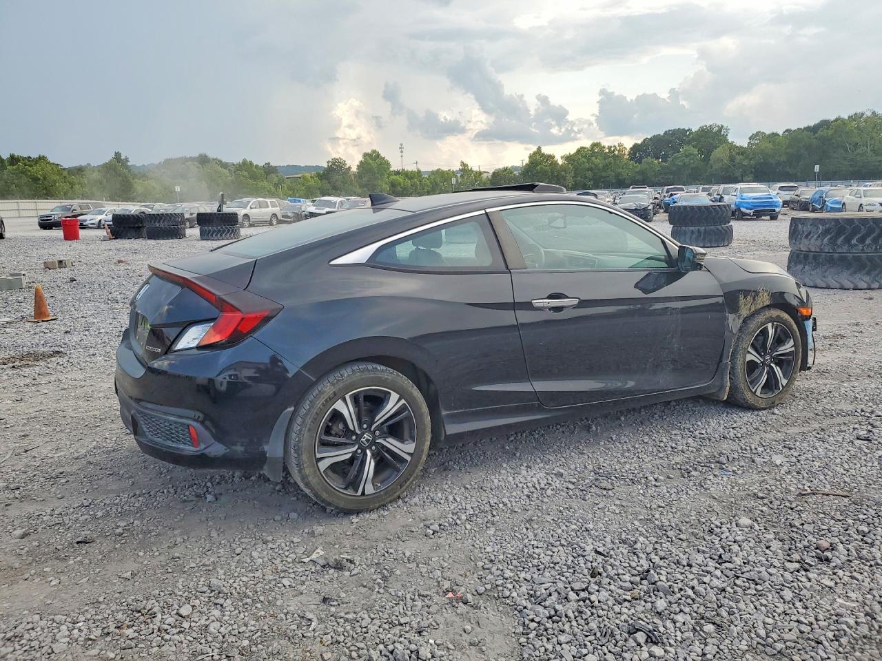 2016 Honda Civic Touring - zdjęcie 3