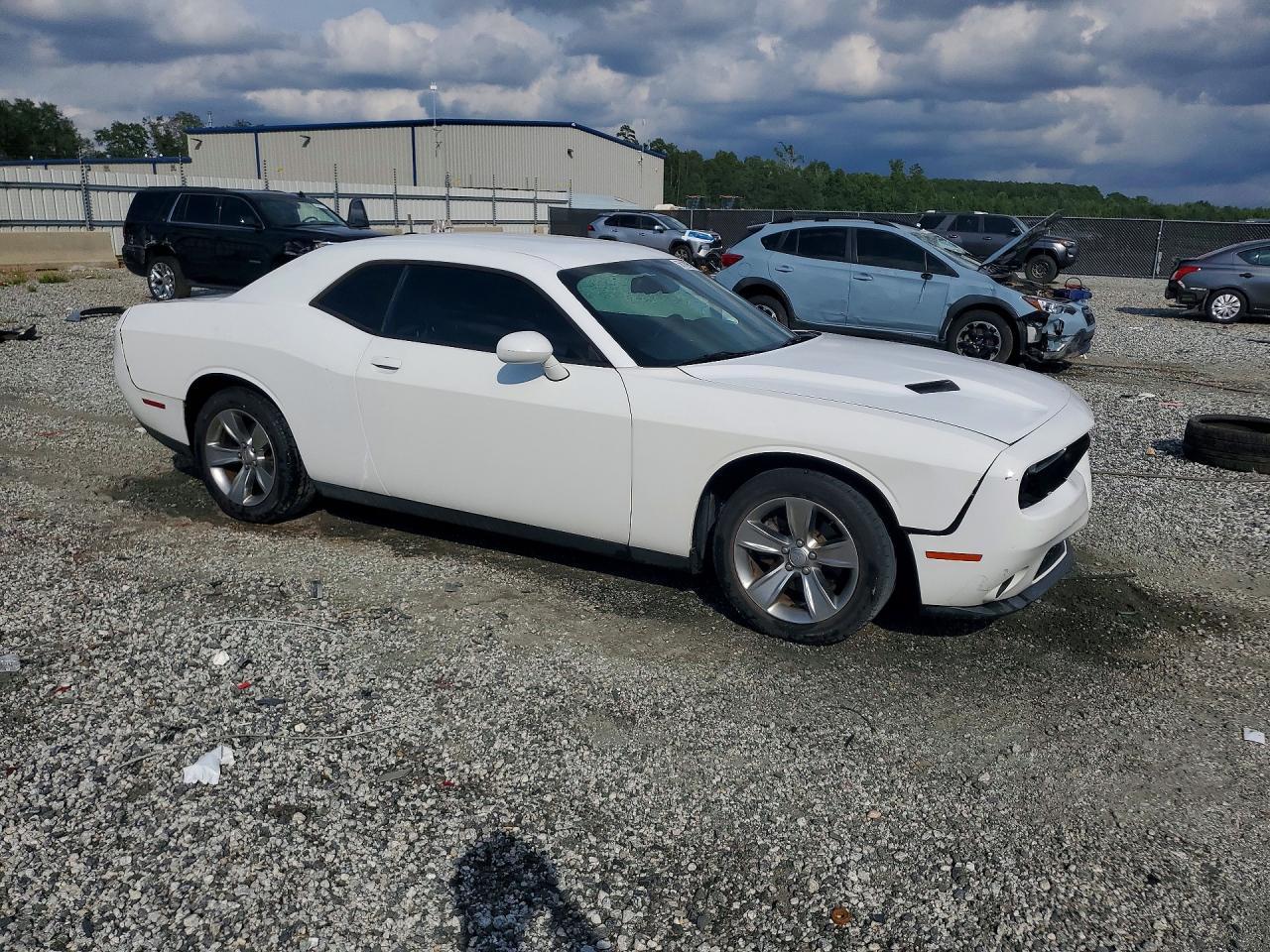 2015 Dodge Challenger Sxt - zdjęcie 4