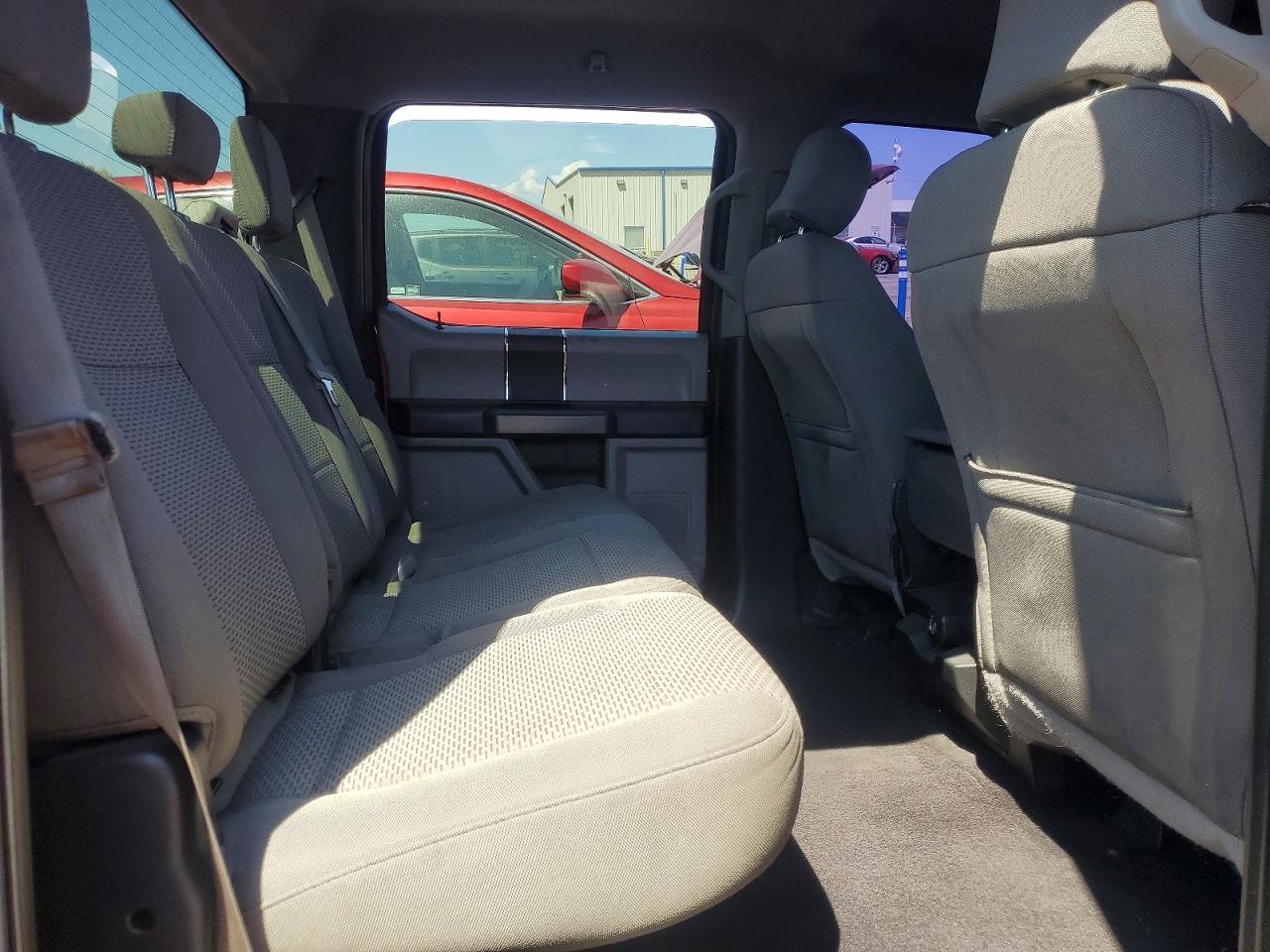 2017 Ford F150 Supercrew - zdjęcie 10