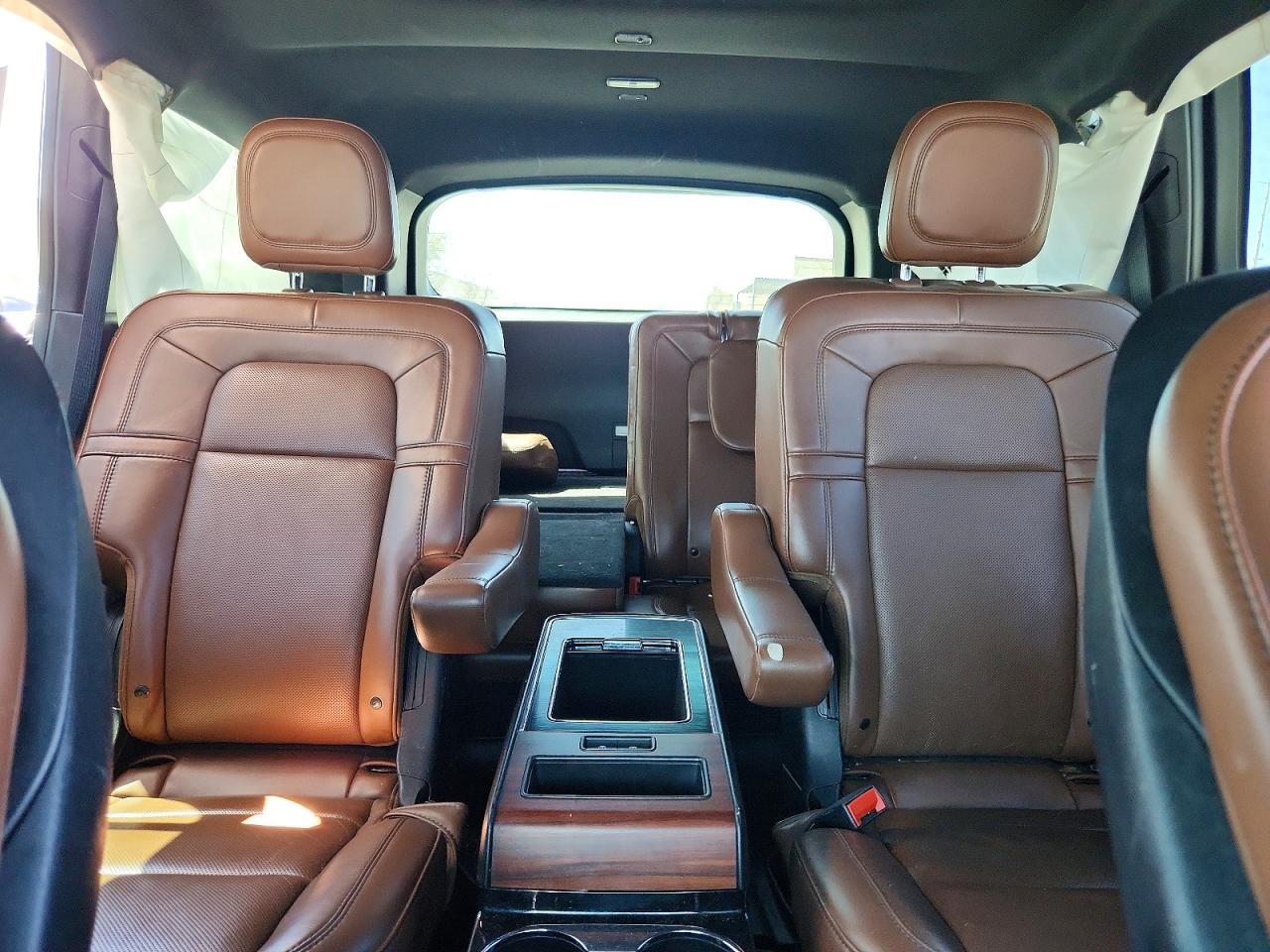 2021 Lincoln Aviator Reserve - zdjęcie 10