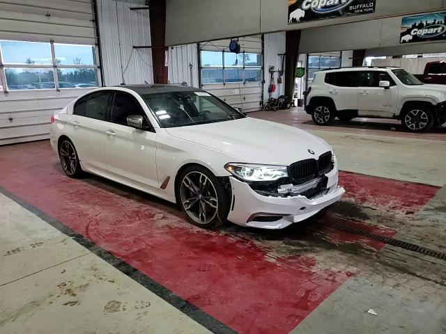 2019 BMW Seria 5 M550i - zdjęcie 13