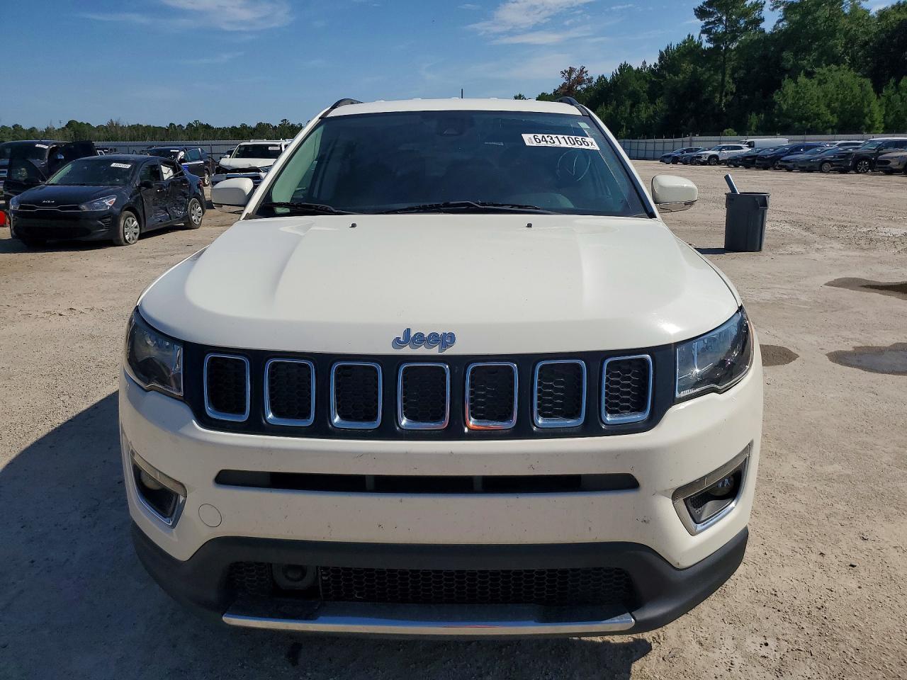 2021 Jeep Compass Limited - zdjęcie 5