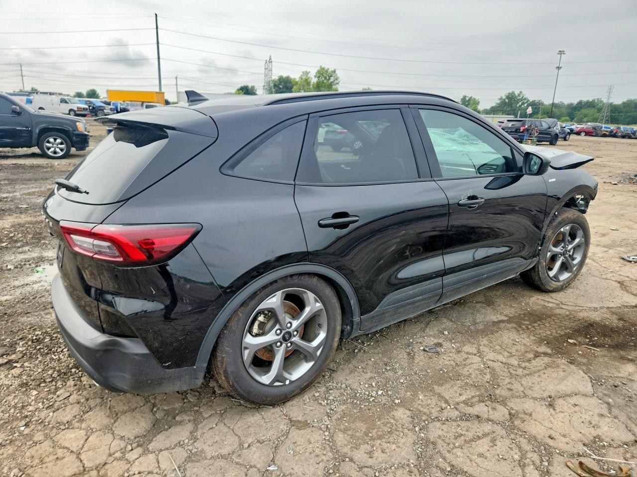 2026 Ford Escape St Line - zdjęcie 3
