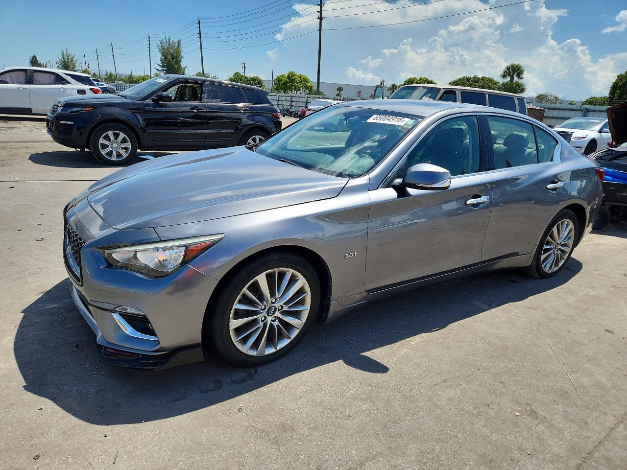 2018 Infiniti Q50 3.0T Luxe - zdjęcie główne