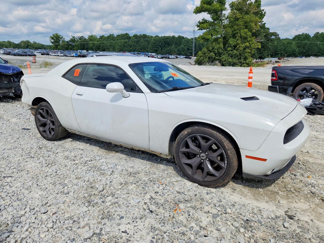 2019 Dodge Challenger Sxt - zdjęcie 4