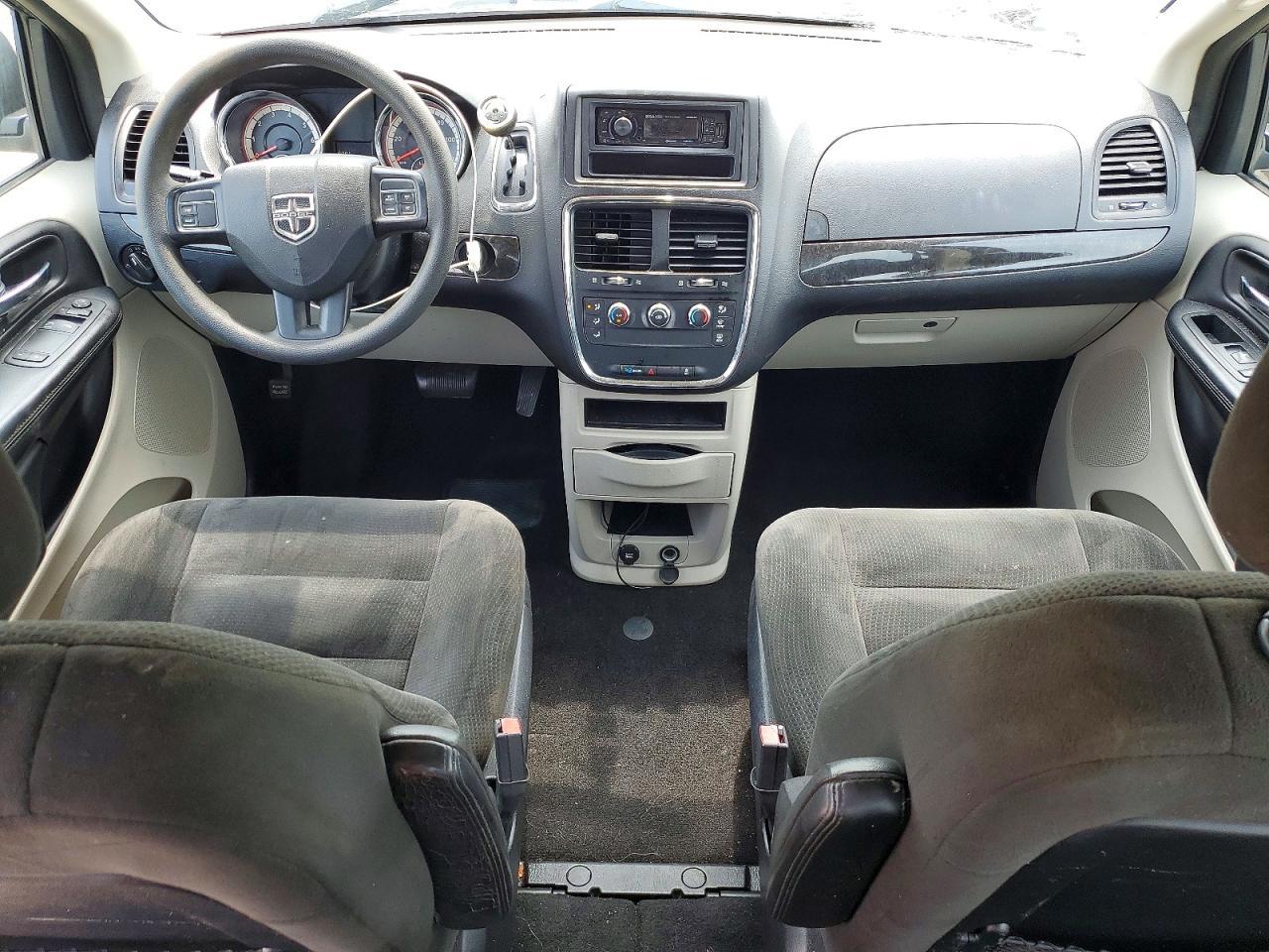 2016 Dodge Grand Caravan Se - zdjęcie 8
