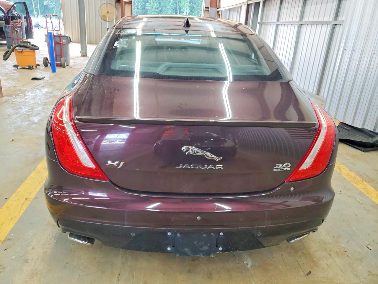 2016 Jaguar Xj - zdjęcie 6