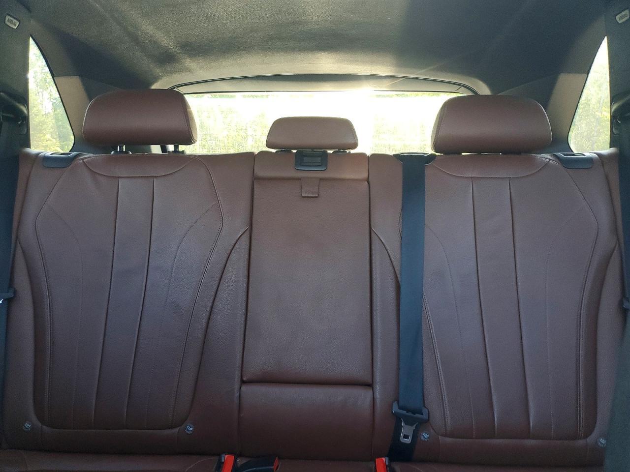 2016 BMW X5 xDrive35D - zdjęcie 10