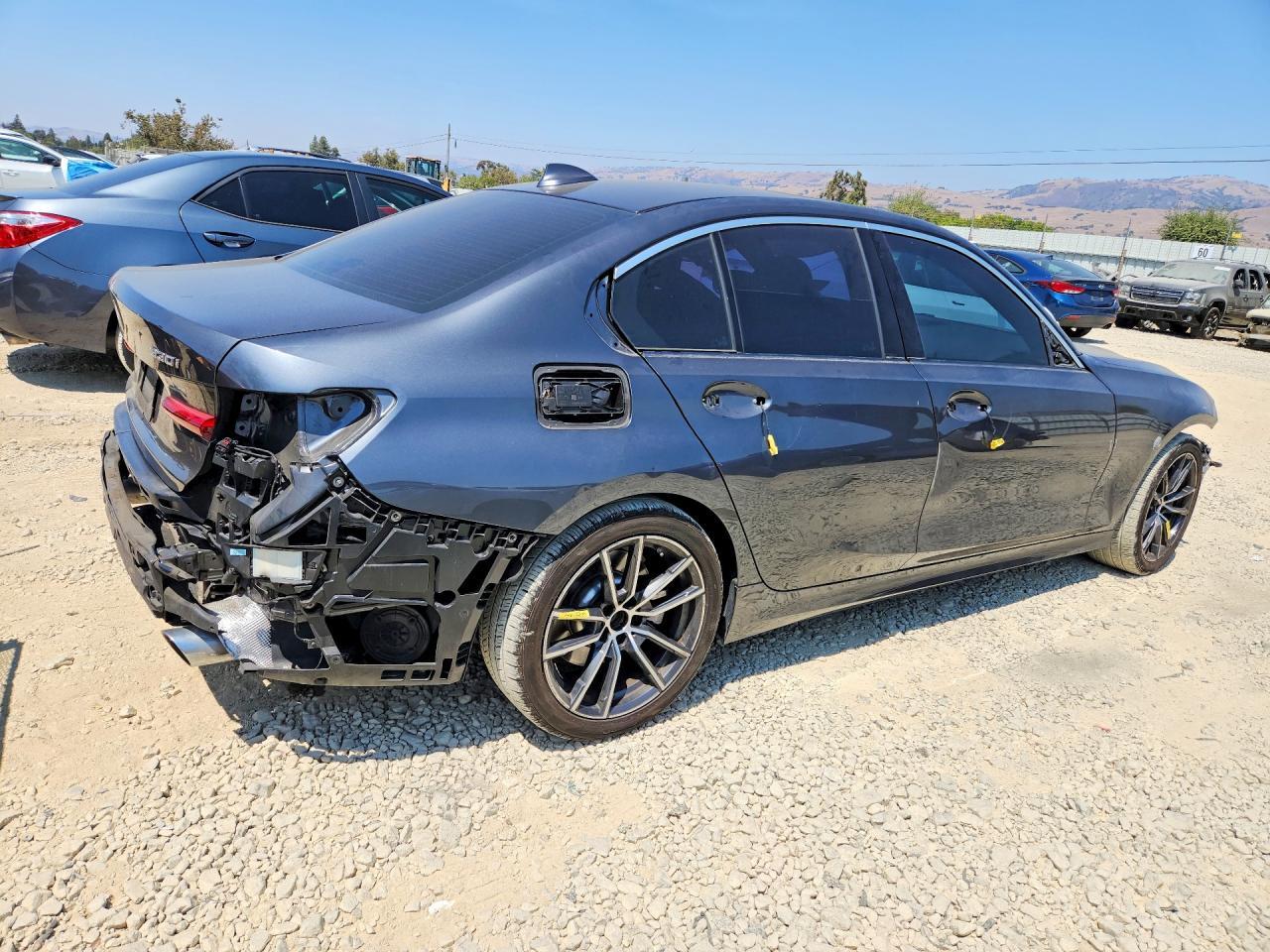 2020 BMW 330I - zdjęcie 3