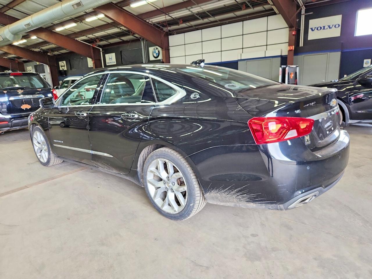 2017 Chevrolet Impala Premier - zdjęcie 2