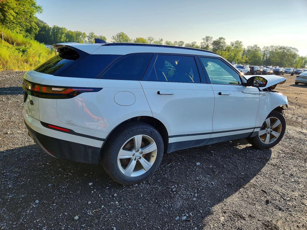 2019 Land Rover Range Rover Velar S - zdjęcie 3