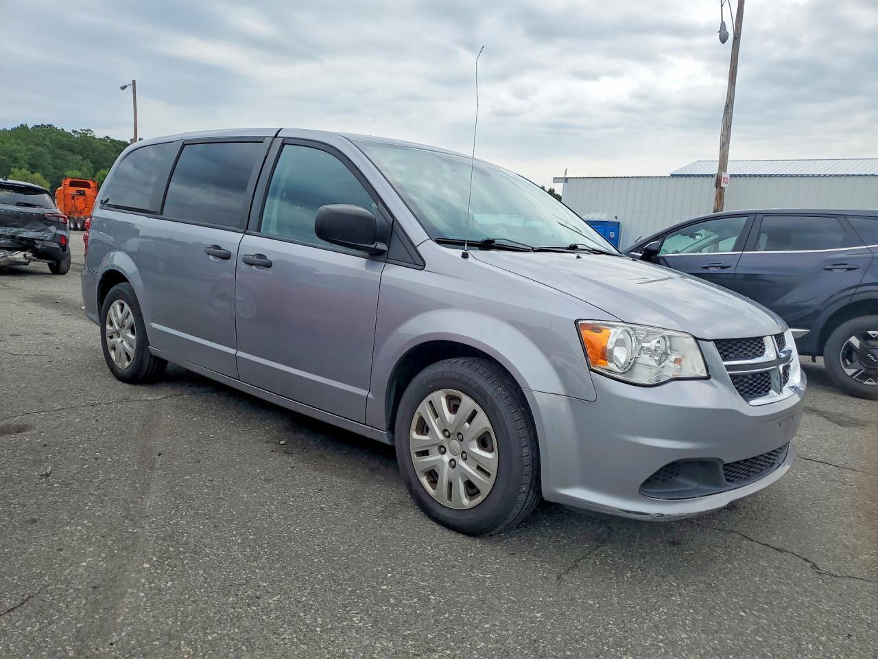 2019 Dodge Grand Caravan Se - zdjęcie 4