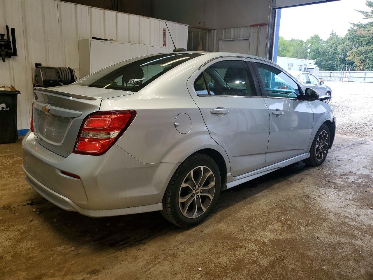 2017 Chevrolet Sonic Lt - zdjęcie 3