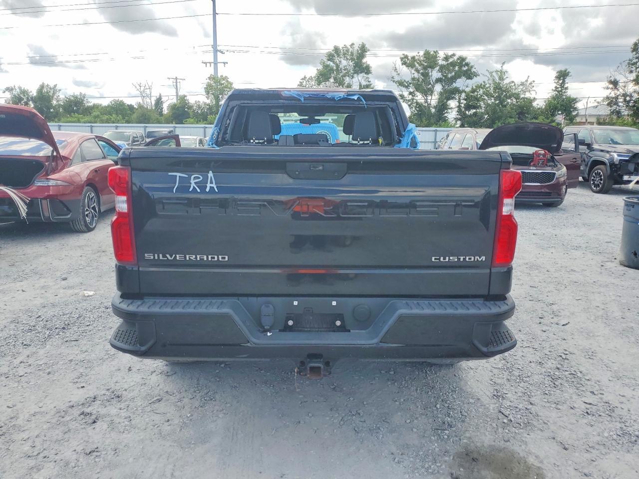 2022 Chevrolet Silverado Ltd C1500 Custom - zdjęcie 6