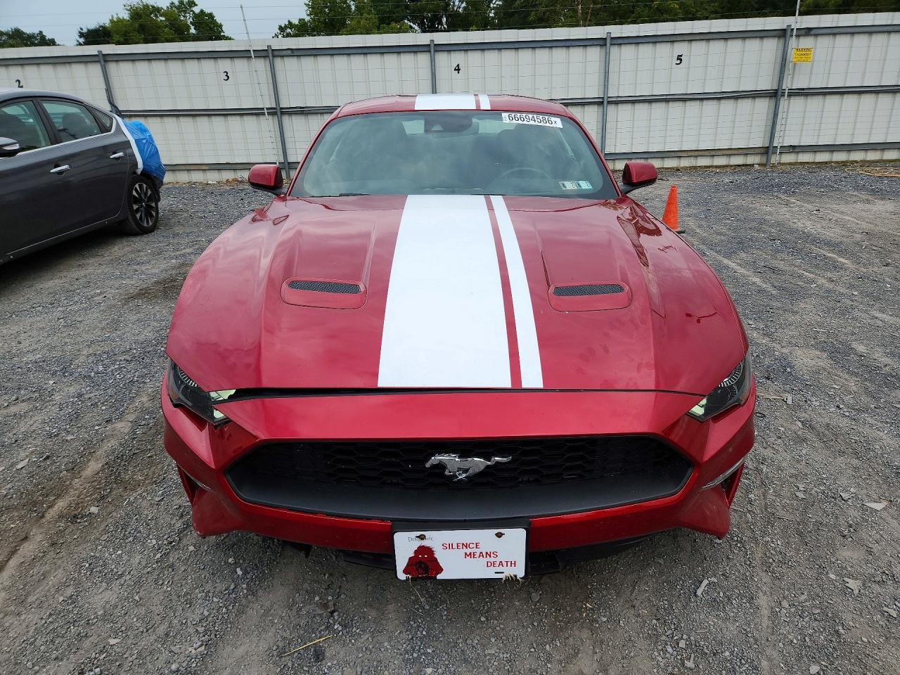 2020 Ford Mustang - zdjęcie 5
