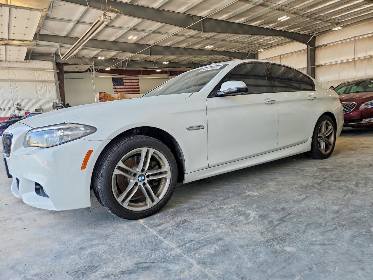 2016 BMW 528 Xi - zdjęcie główne
