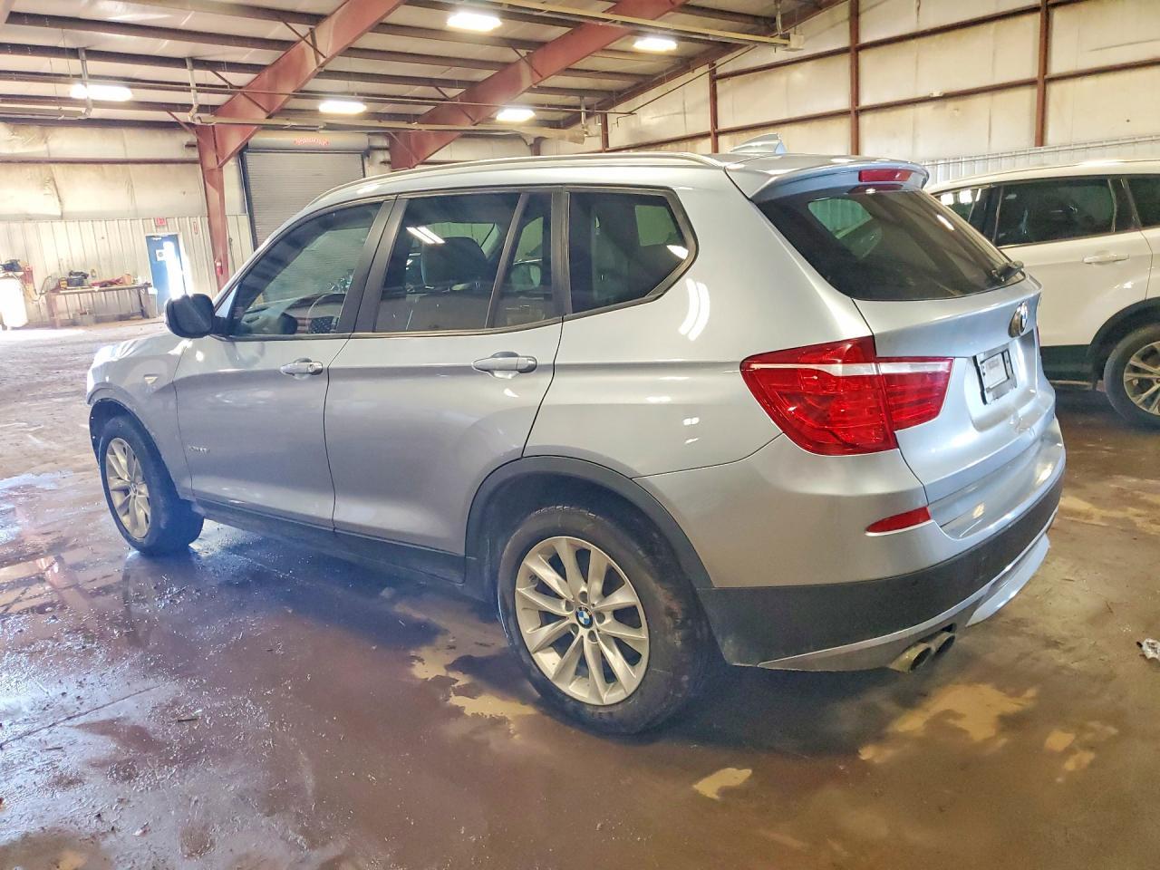 2013 BMW X3 xDrive28I - zdjęcie 2