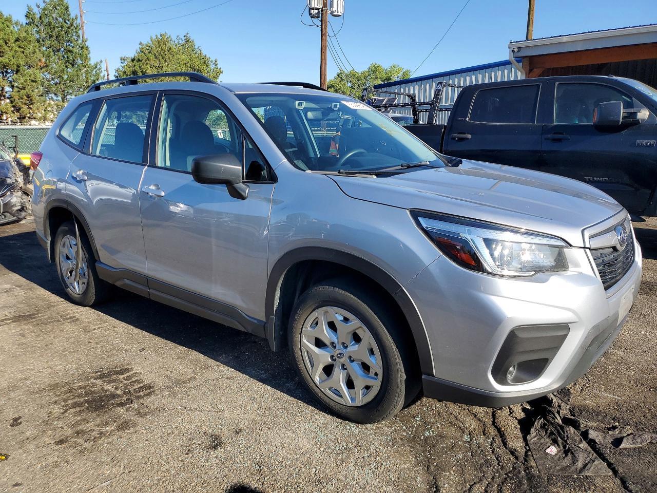 2019 Subaru Forester - zdjęcie 4
