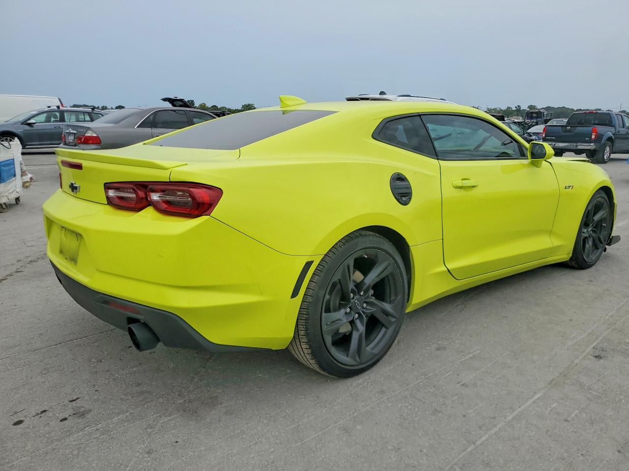 2021 Chevrolet Camaro Lz - zdjęcie 3