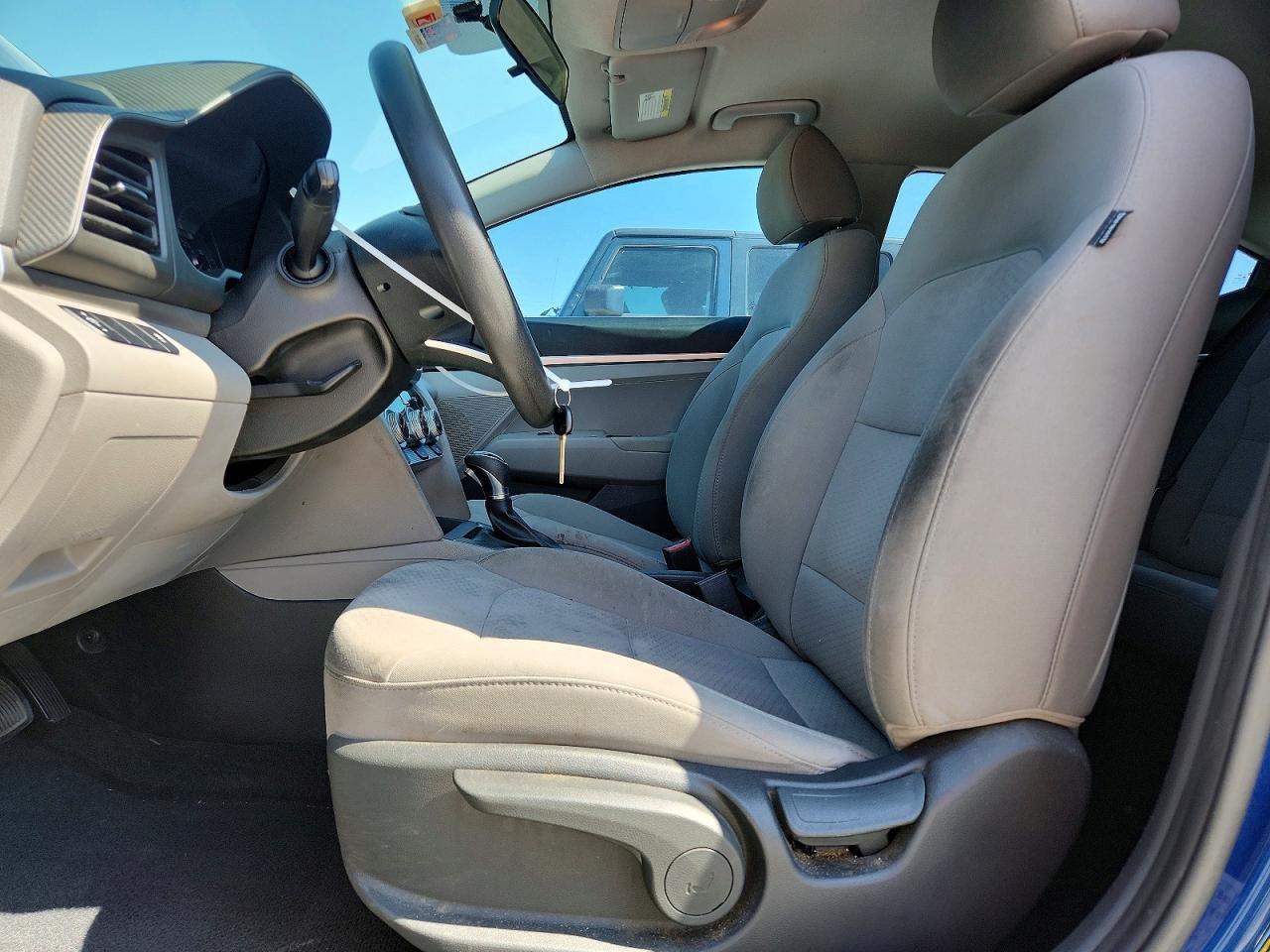 2019 Hyundai Elantra Se - zdjęcie 7