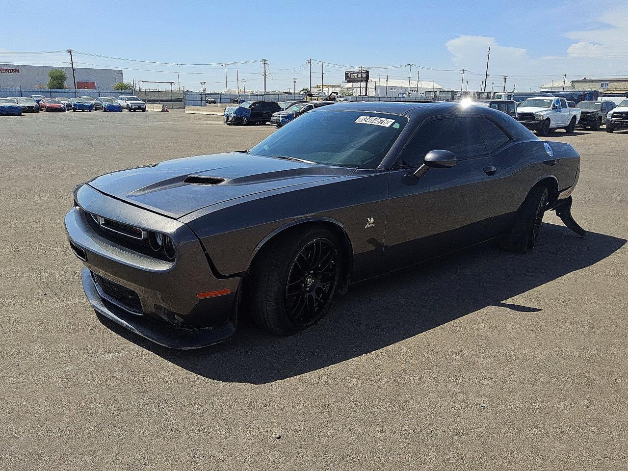 2016 Dodge Challenger R/T Scat Pack - zdjęcie główne